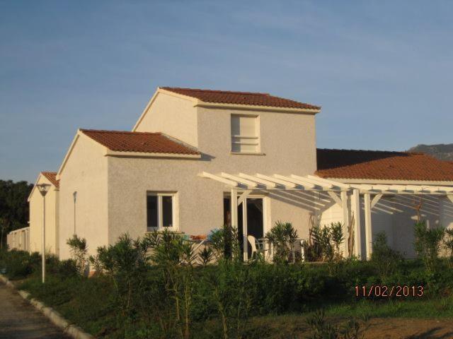 Villa T3 Bord De Mer - Vue Mer A 500 M De La Plage- Piscine Chauffee A Casetta Di A Spiaggia Cervione Exterior photo